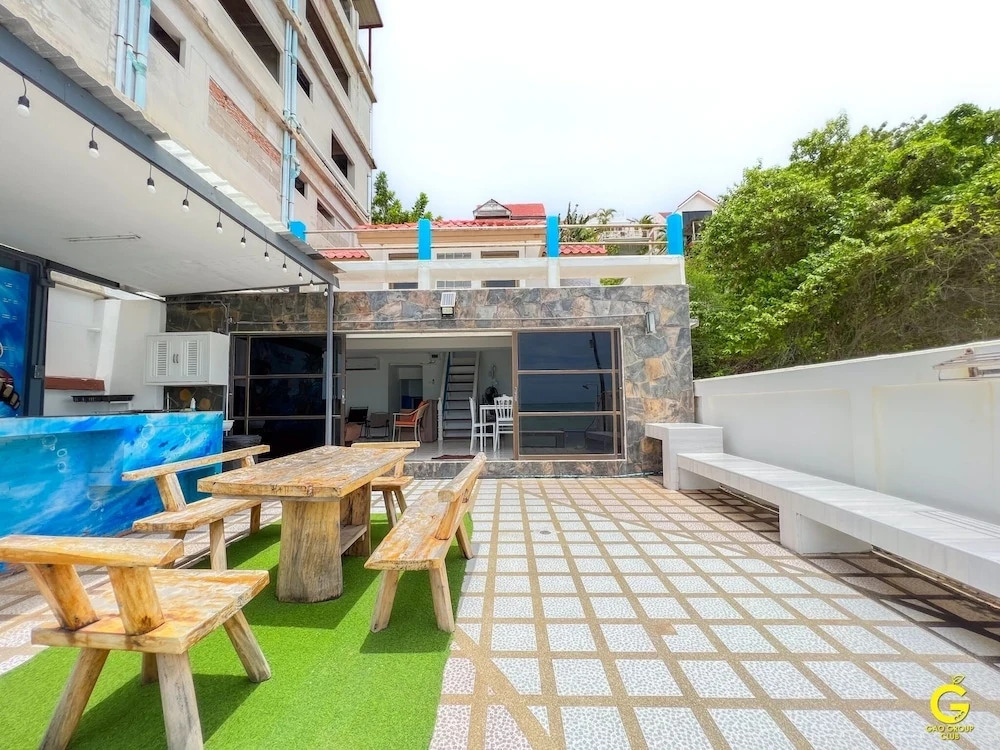 GAO Xpress Beach Club