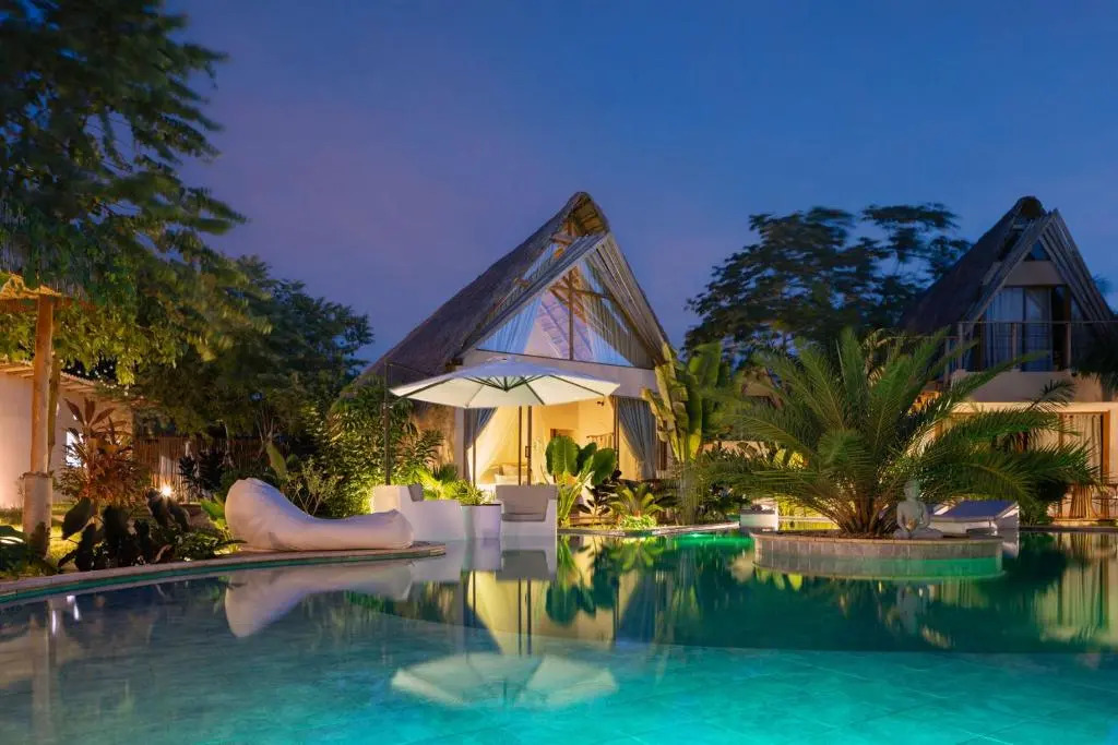 VelaNova Paradise - HotelRetreat