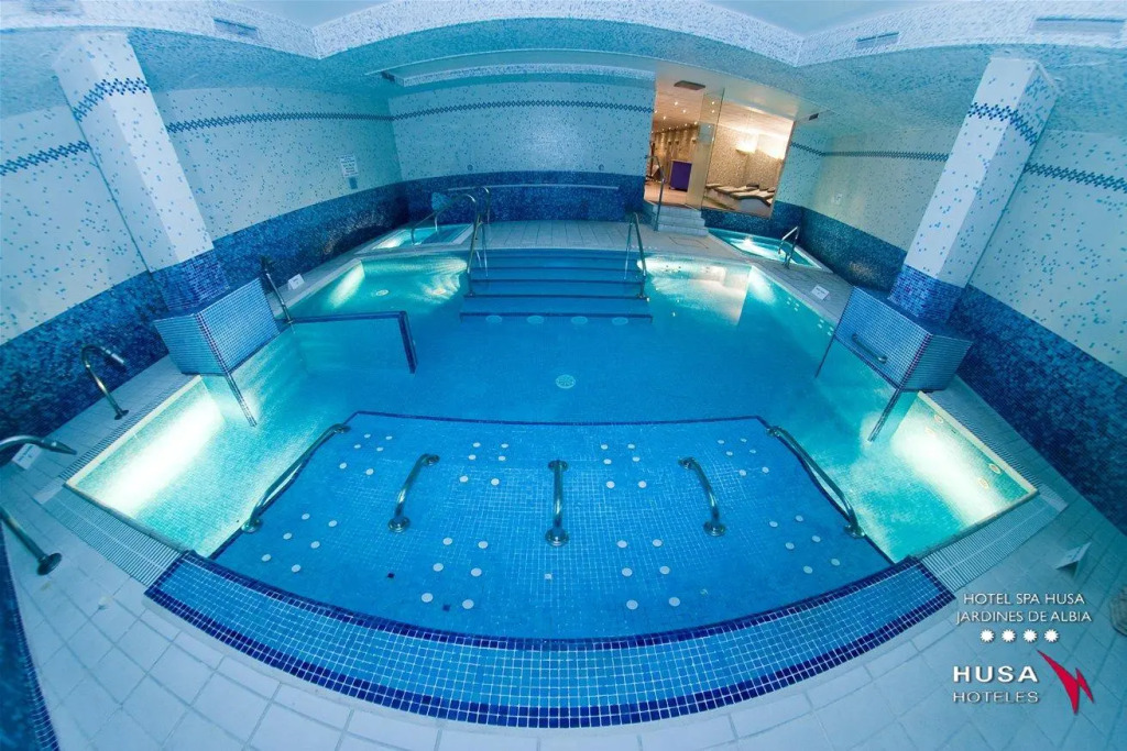Hotel Mercure Jardines de Albia