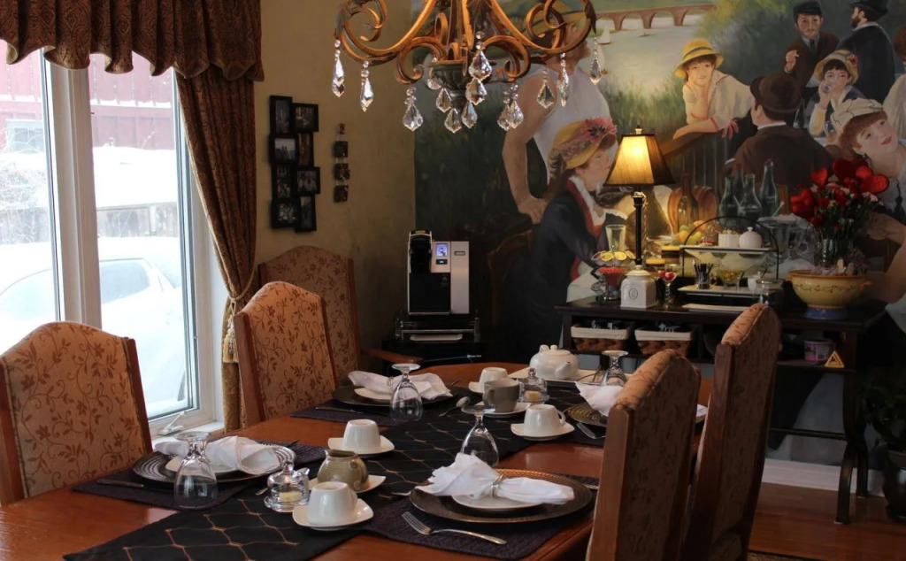 Demi's Place Bed and Breakfast