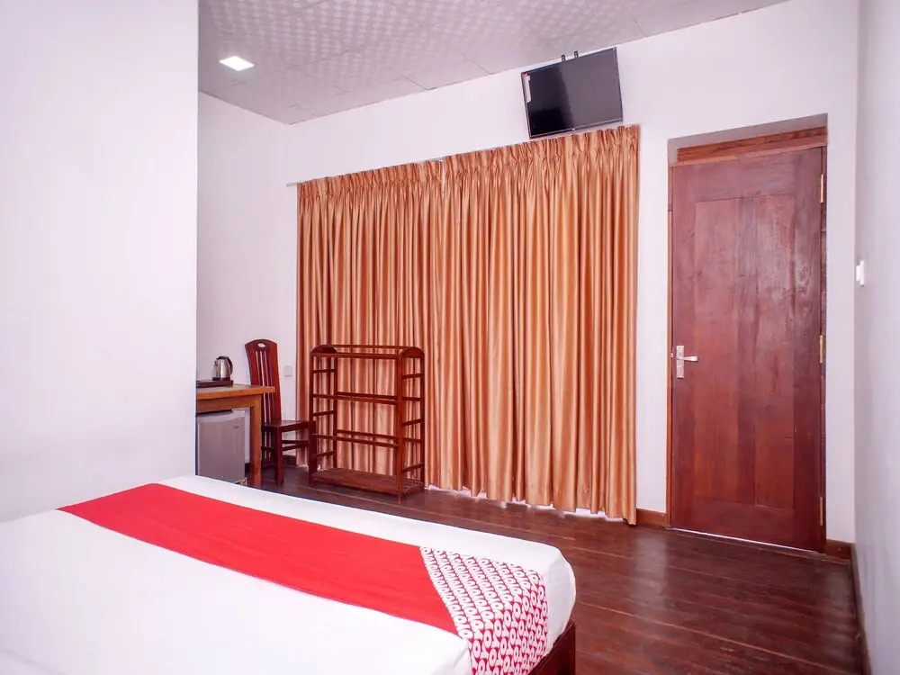OYO 260 Disenro Resorts