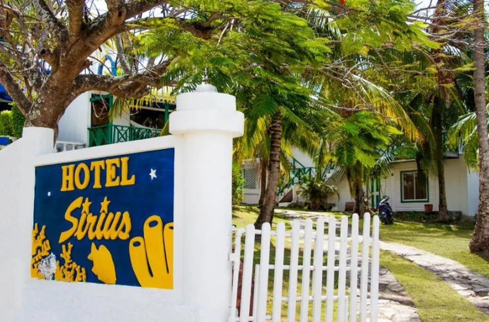 Hotel y Centro de Buceo Sirius