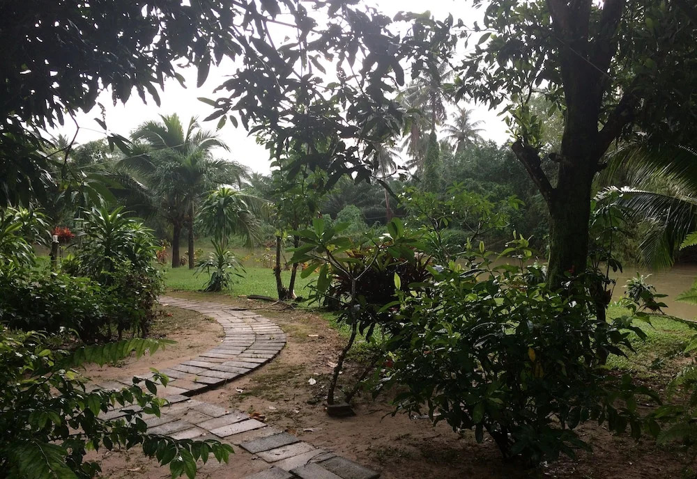 Kuraburi Resort