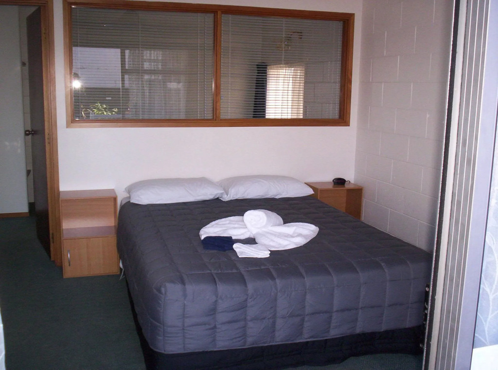 Broadway Motor Inn