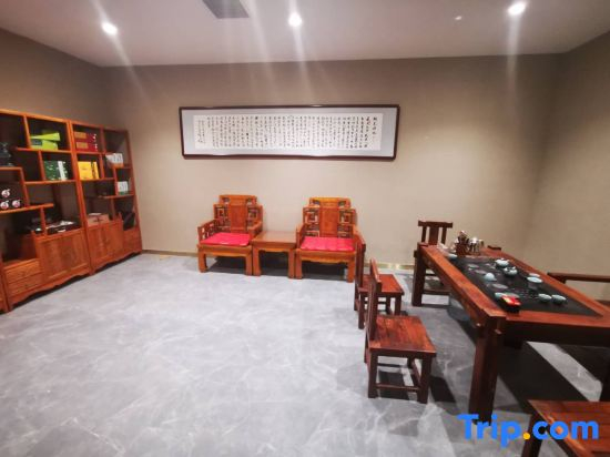 Yingbin Hotel