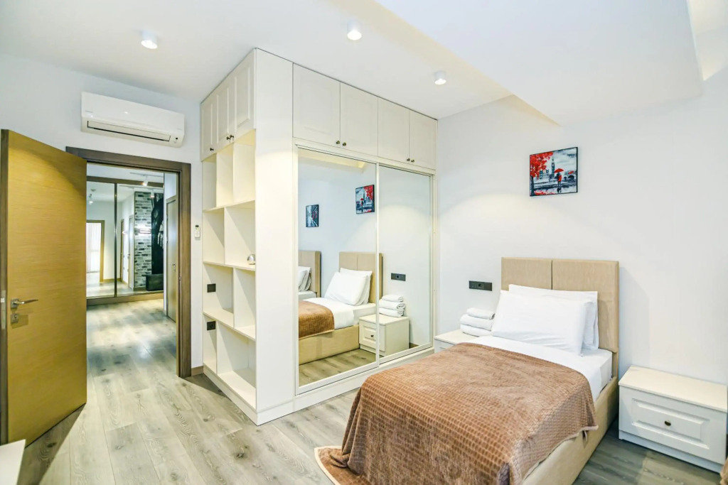 Port Baku Residance room 609 C