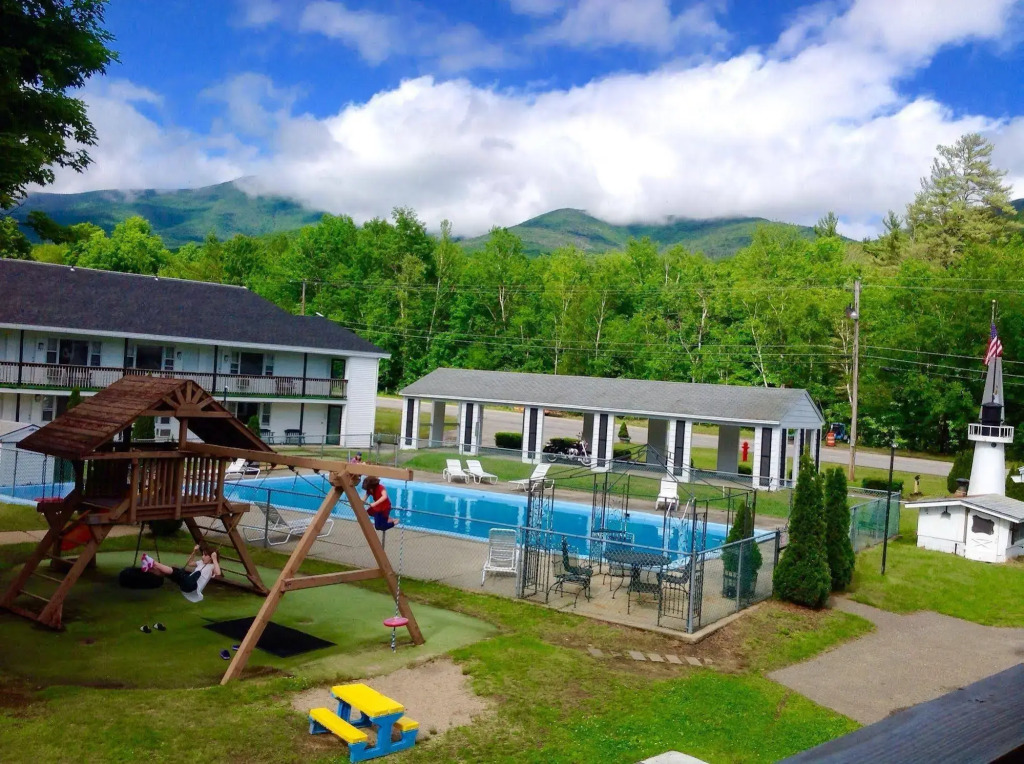 Beacon Inn & Suites