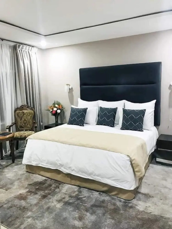 Mukuba Hotel