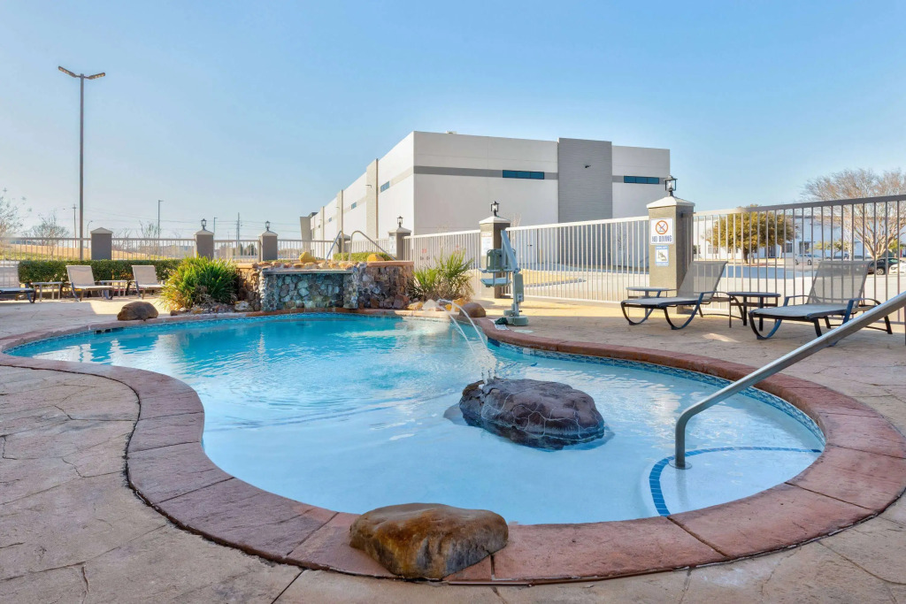 La Quinta by Wyndham Allen at The Village