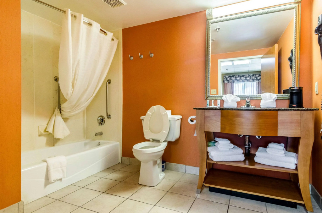 Quality Inn Lumberton North