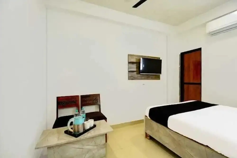 Hotel Aditya inn