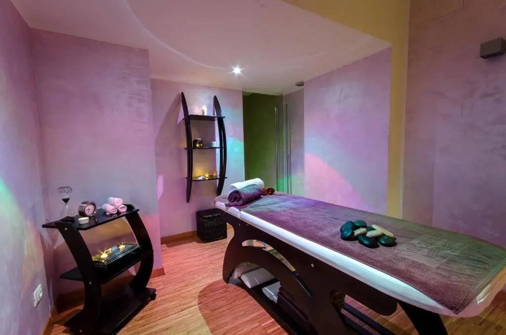 Sport Village Hotel & Spa