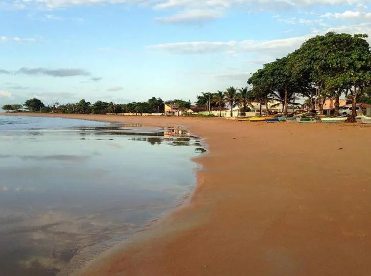 Apt Inteiro A, 02 Qts, 05 Pessoas, 15 min Praia