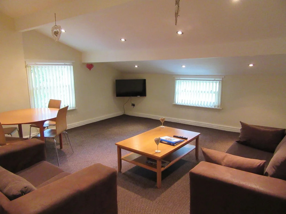 Aigburth Apartments - Sandringham