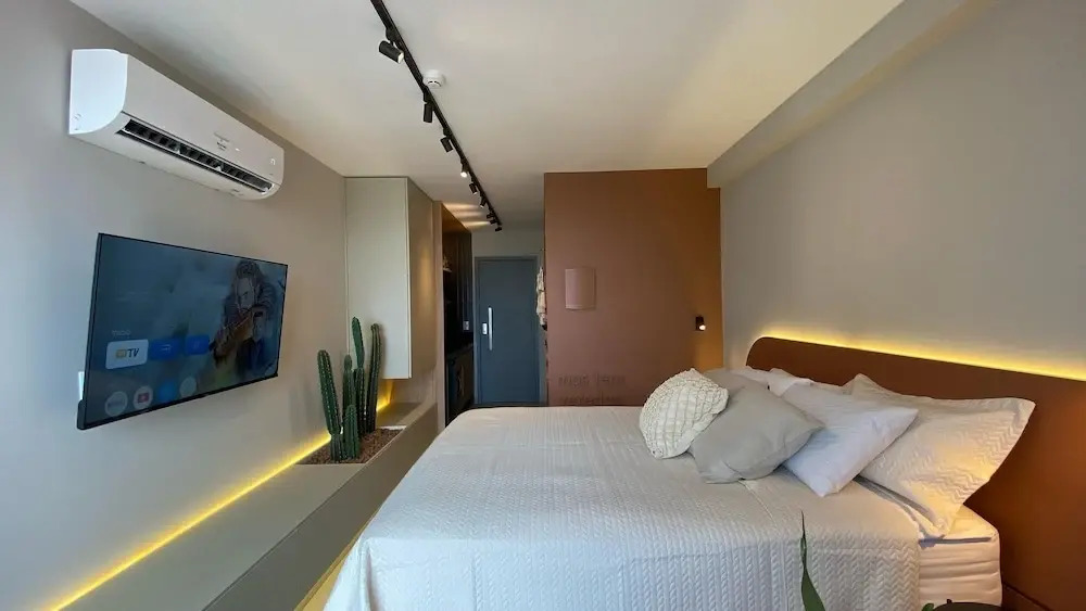 Simple Smart Residence by Hosppedar
