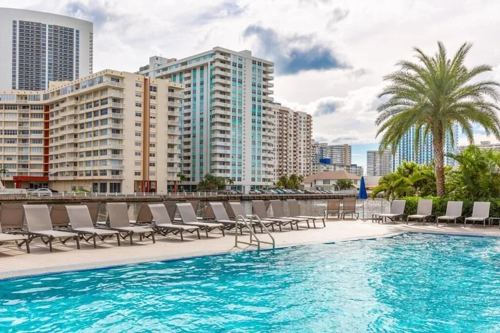 2br Private Ocean Luxury S At Beachwalk Resort 2 Bedroom Condo by Redawning