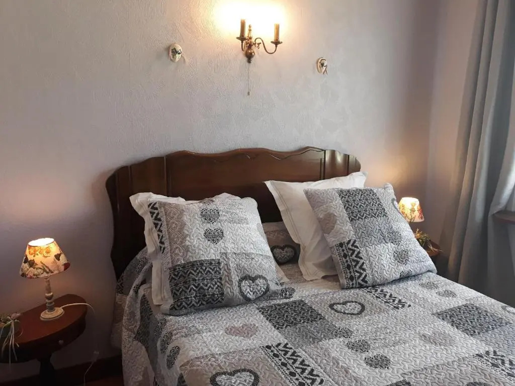 Maison Indépendante 5 Chambres avec Jardin - Animaux Bienvenus - FR-1-581-75
