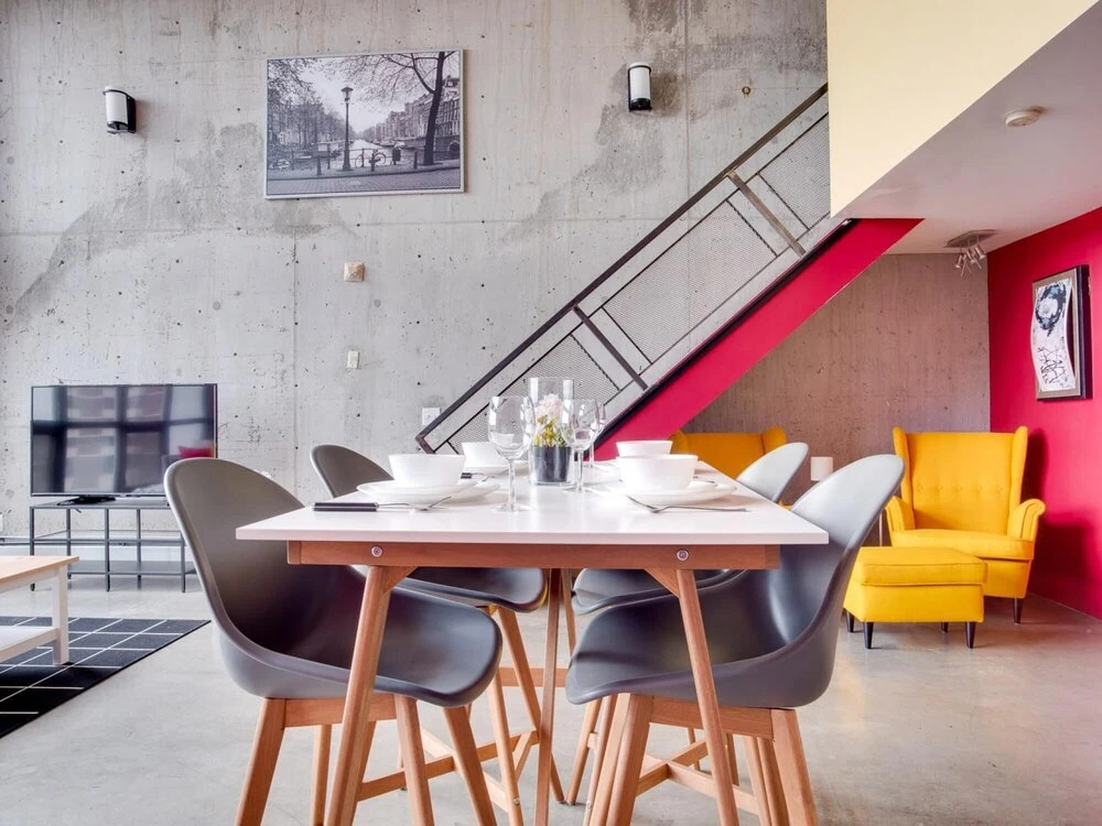 Penthouse Loft w Prking Rooftop Patio BBQ Coffee