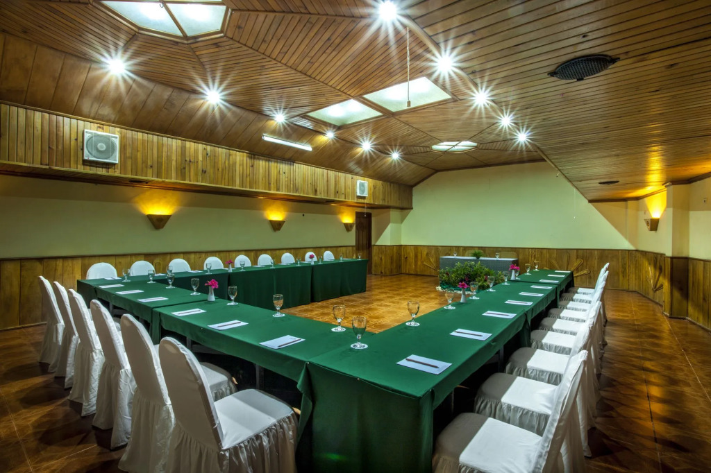éL Hotel Kartika Wijaya Batu