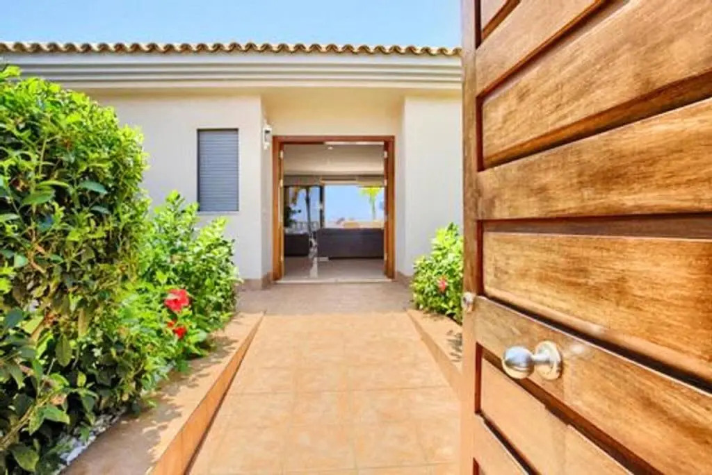 4 bedrooms chalet with sea view private pool and enclosed garden at Santiago del Teide 1 km away from the beach