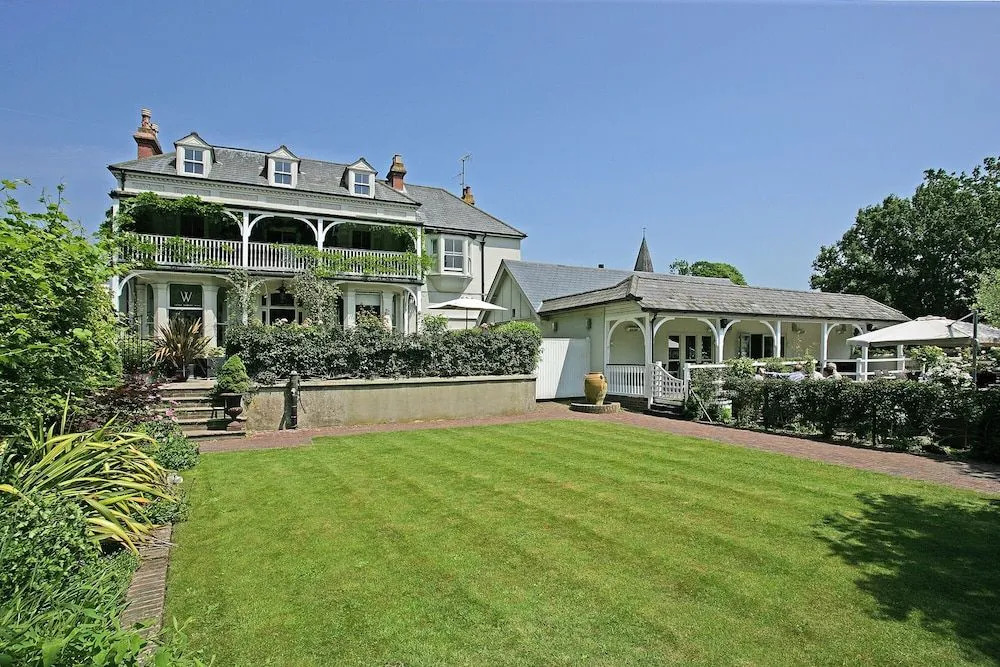 Wingrove House