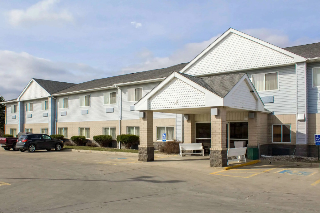 Quality Inn & Suites Sioux City Southeast