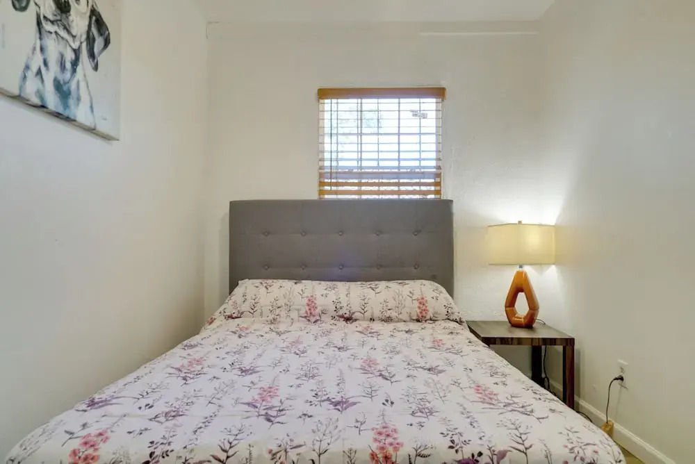 4 Mi to Dtwn El Paso: Pet-friendly Apartment!
