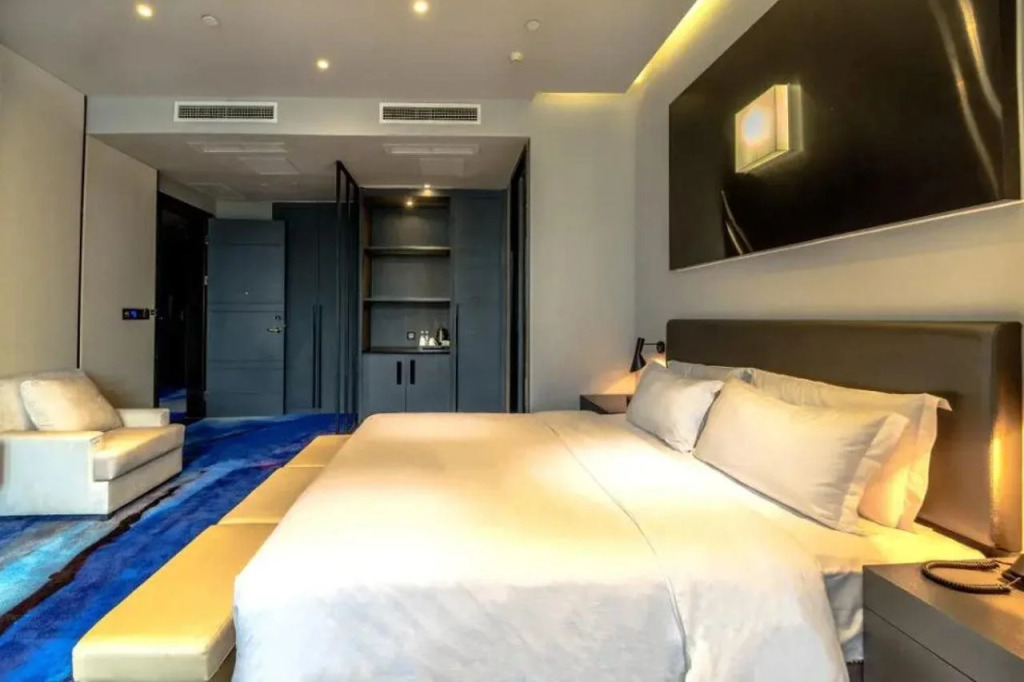 Chongqing Guobin Hotel
