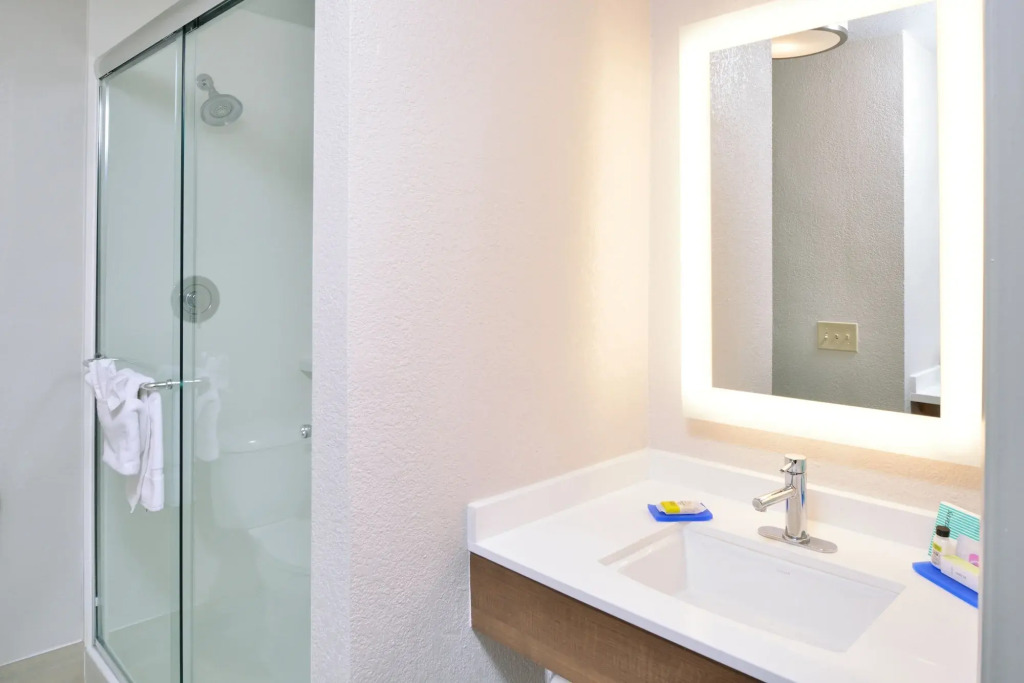 Holiday Inn Express Hotel & Suites Arcata/Eureka-Airport Area by IHG
