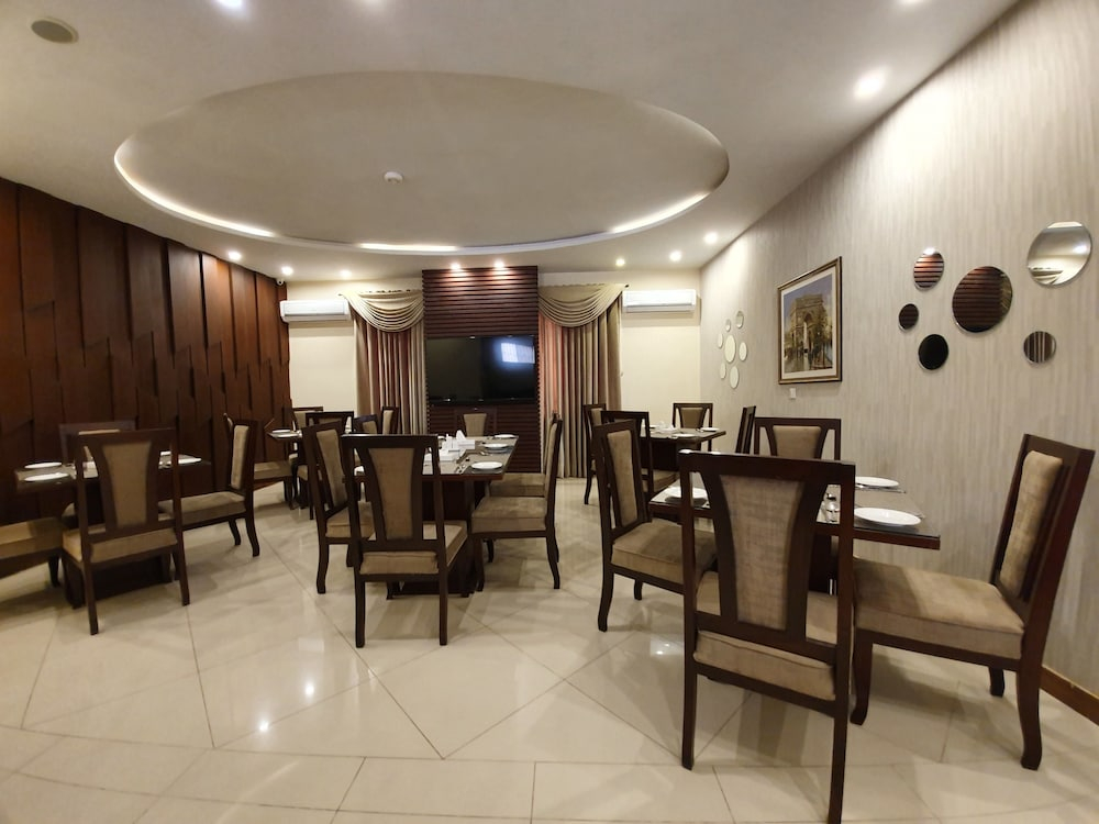 S Chalet Multan