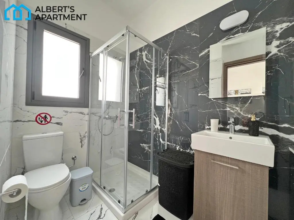 Albert's Apartment KAMARES 401
