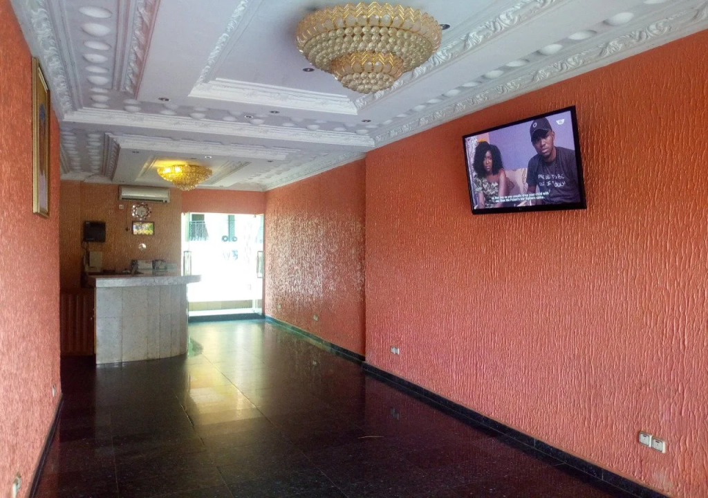 Sylvia's Place Hotel