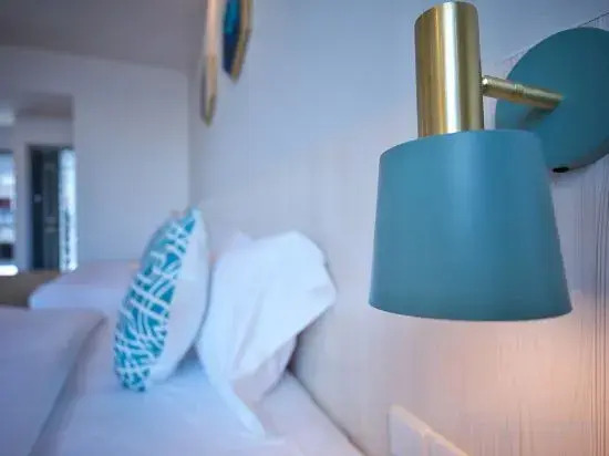 Chunshan · Sky City Hostel
