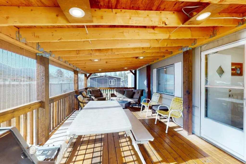 Lazy Dayz Cottage