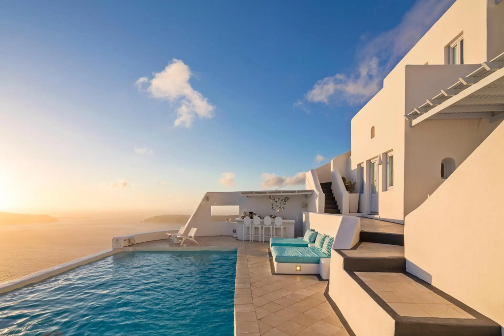 Astra Suites