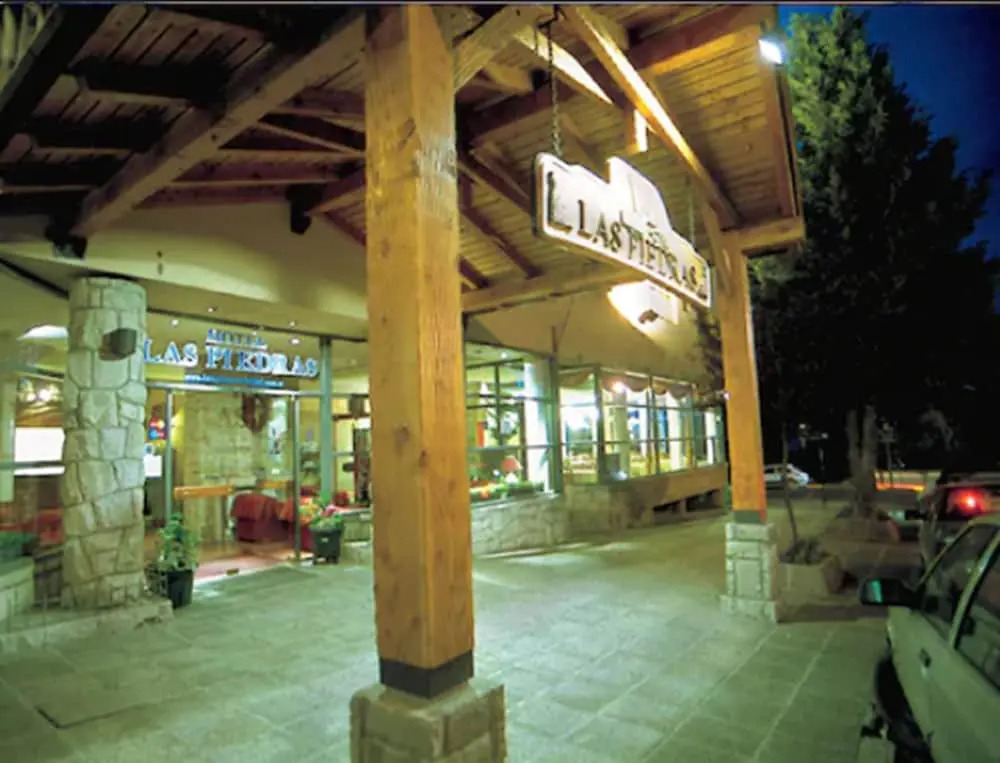 Las Piedras Apart Hotel