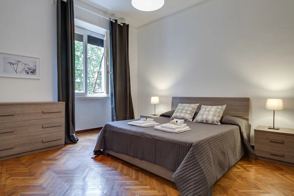 Travel & Stay - Mirabello