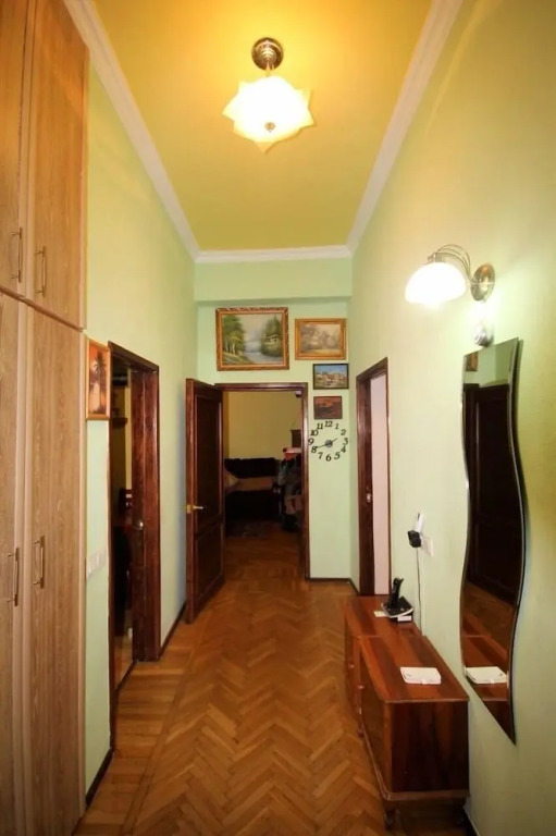 Cosy newly renovated apartment in the very center of Yerevan