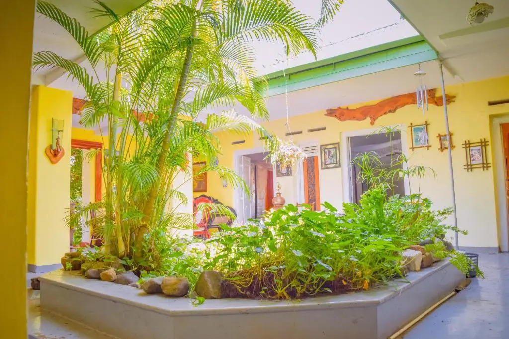 Shammie Guest House