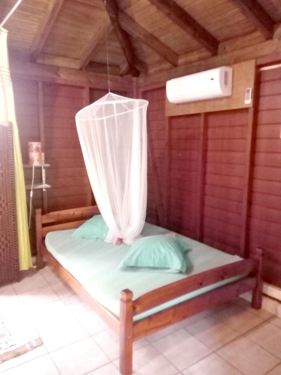 Bungalow With one Bedroom in Le Gosier, With Pool Access, Furnished Ga