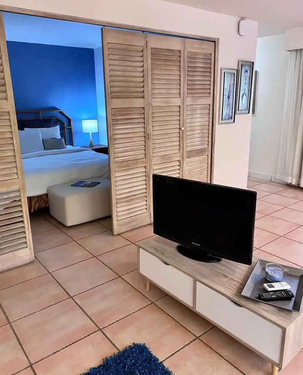 Beautiful Beach Stay, Golf view Suite at Coronado