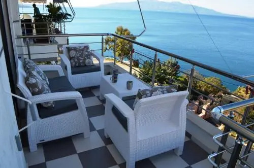 Catharina Apartments