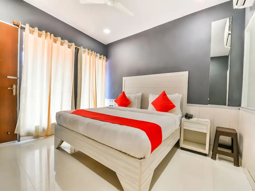 OYO 17264 Ashvem Beach Resort