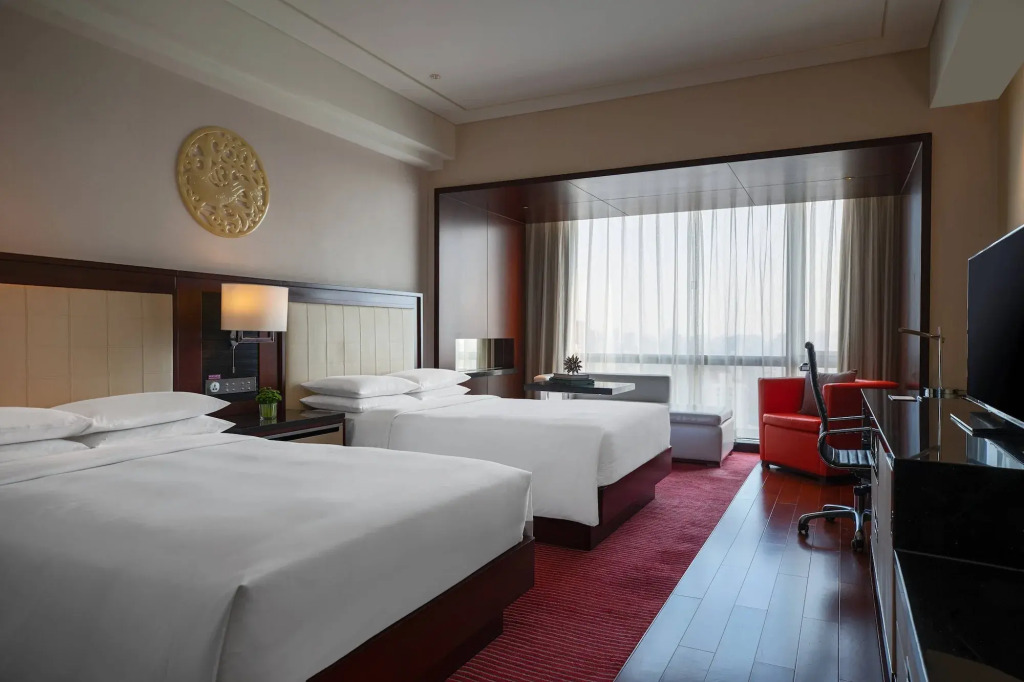 Renaissance Beijing Capital Hotel