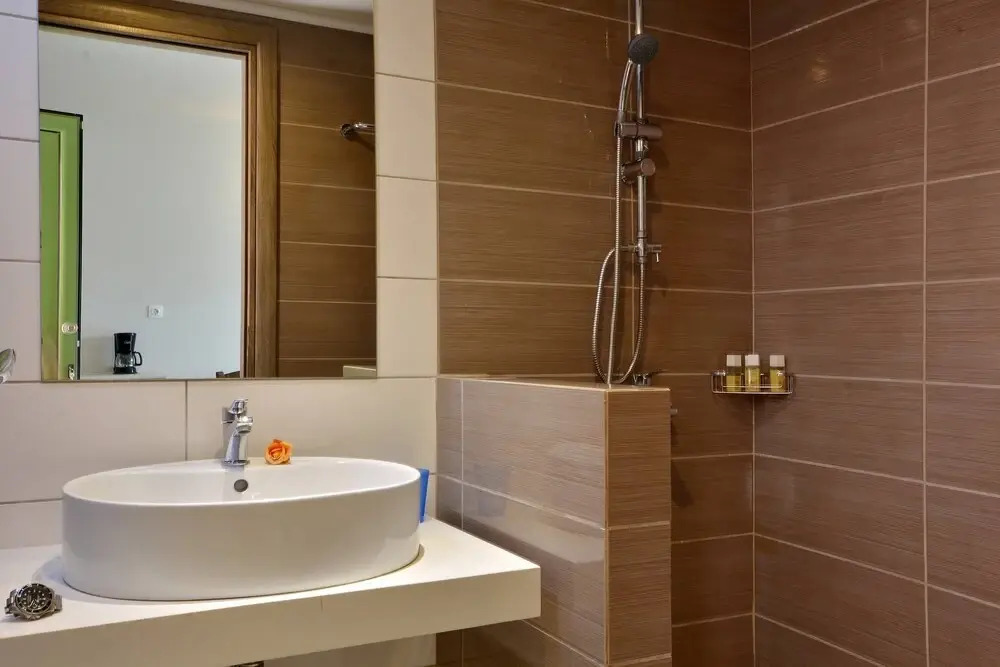 Likithos Hotel