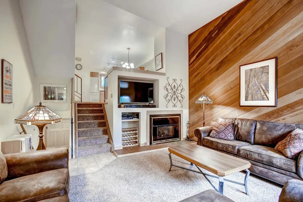Winterpoint Townhomes by Ski Country Resorts