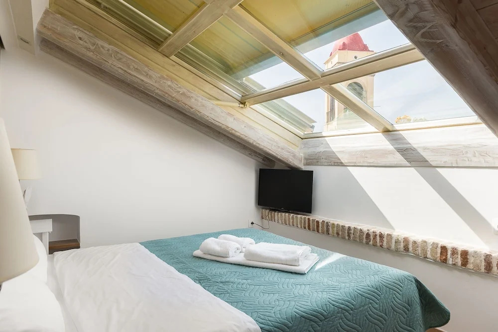 Sky Loft Corfu Old Town Apartments