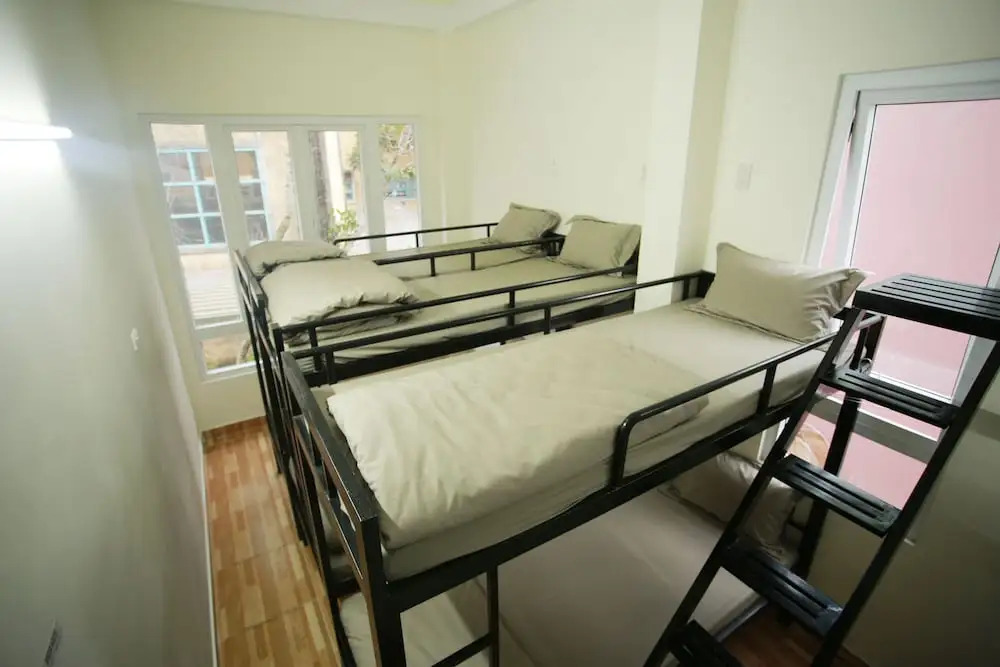 Spider Hostel