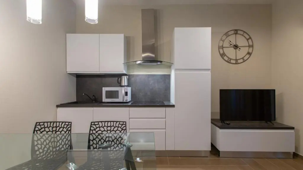ATMOSFERA APARTMENTS & SUITES