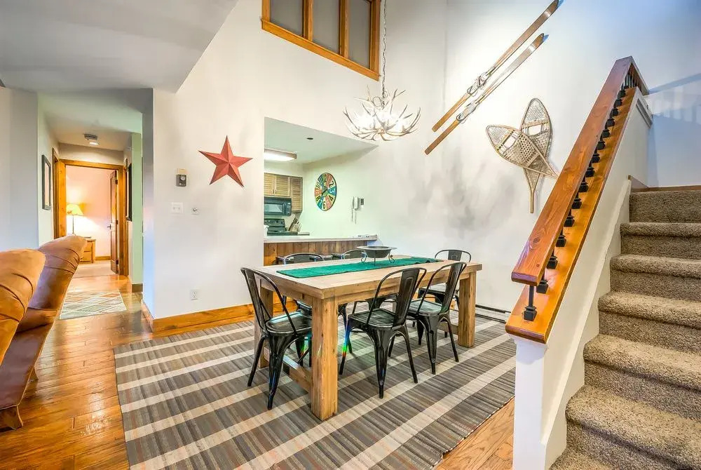 Invitingly Furnished3 Bedroom Timber Run 112 In Steamboat Springs